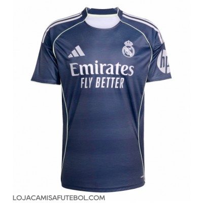 Camisa de Futebol Real Madrid Ferland Mendy #23 Equipamento Secundário 2025-26 Manga Curta Camisa de Futebol Real Madrid Ferland Mendy #23 Equipamento Secundário 2025-26 Manga Curta